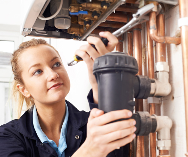 Concierge Staff 2020 Property Maintenance1 4 - Concierge Staff